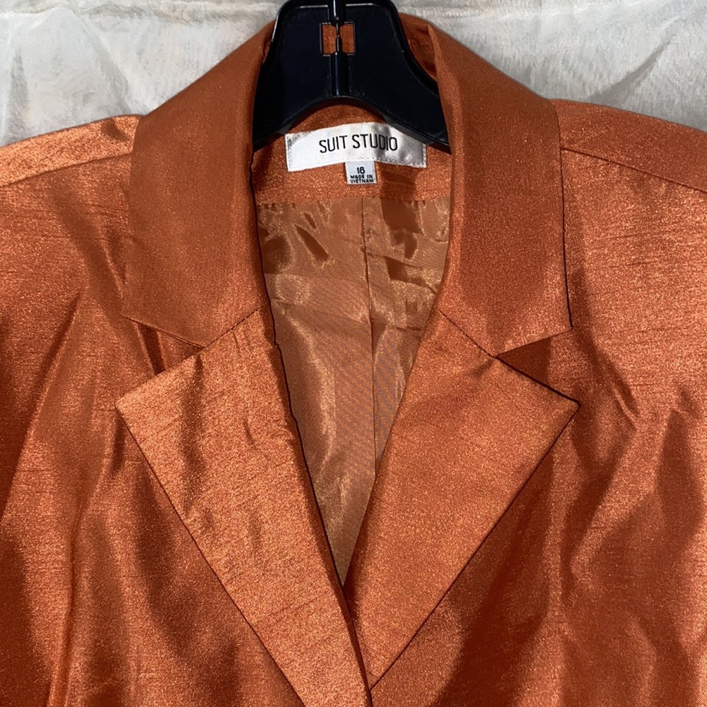 Suit Studio Persimmon Polyester 3-Button Single-B… - image 3